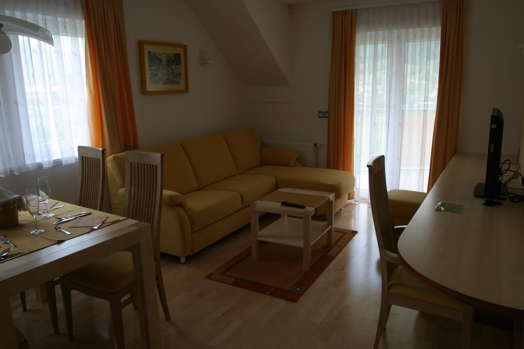 Apartments Veno Lasko Ngoại thất bức ảnh