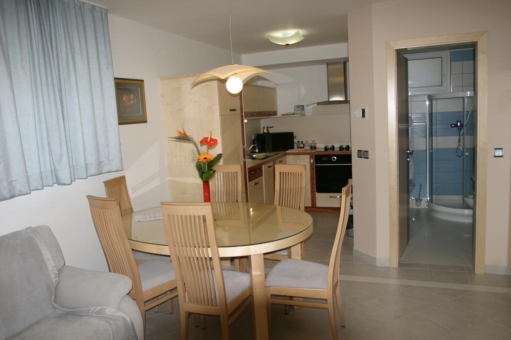 Apartments Veno Lasko Phòng bức ảnh